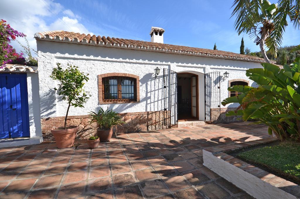Villa El Molino Menyber Nerja Eksteriør billede